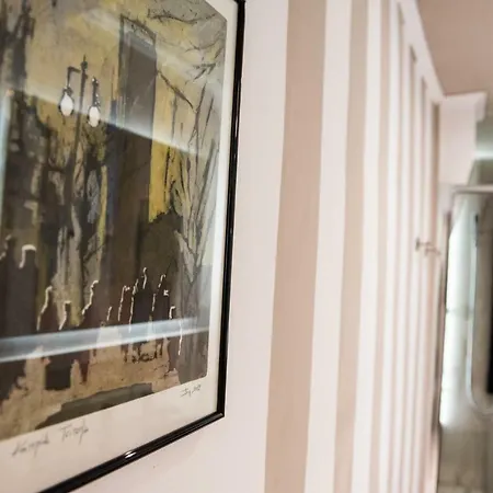 Tulip #colony Center * Θεσσαλονίκη